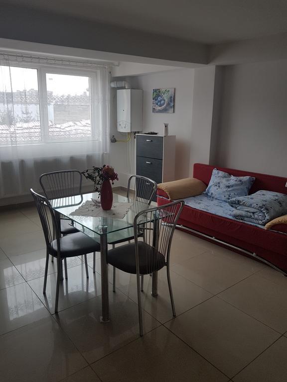 Apartment Csikos *